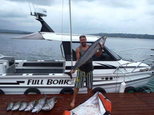 Suggested image: boat-excursion-01.jpg